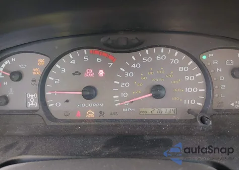 2003 Toyota Sequoia Sr5 V8 z USA, uszkodzony, nr VIN 5TDBT44A23S203449